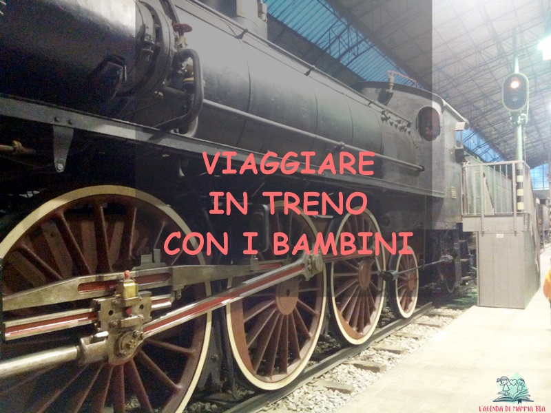 in treno con L'Agenda di mamma Bea